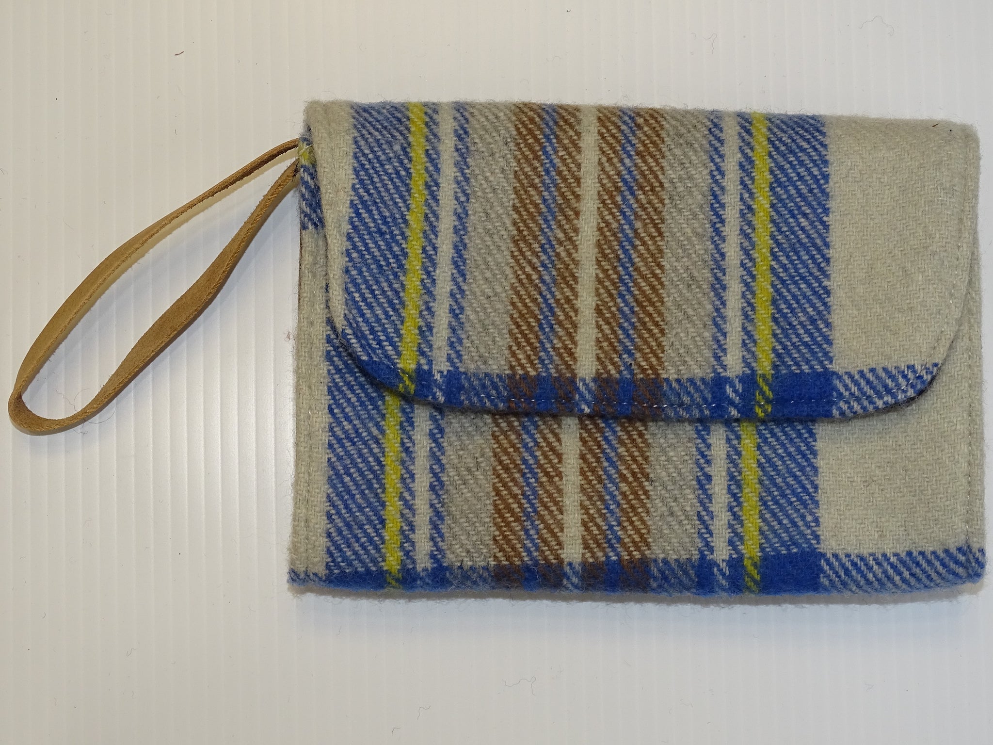 Patrick King Woolen Company | Laurel Deluxe Clutch Bag | Fly in the Fibre | Creston BC